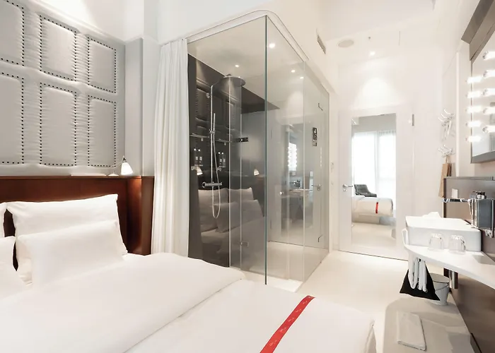Ruby Louise Frankfurt By Ihg Otel 4*