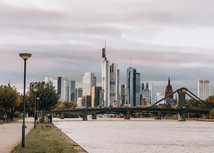 Hotel Ruby Louise Frankfurt By Ihg