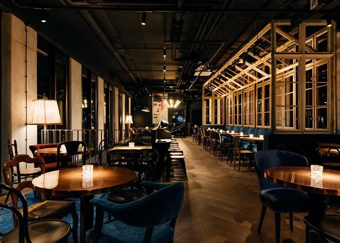 Hotel Ruby Louise Frankfurt By Ihg 4*