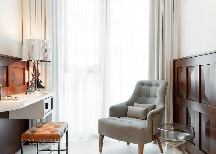 Ruby Louise Frankfurt By Ihg 4*