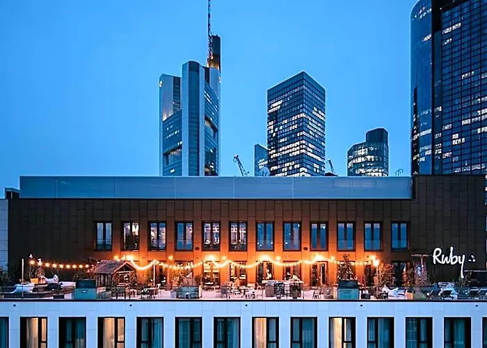Ruby Louise Frankfurt By Ihg Otel