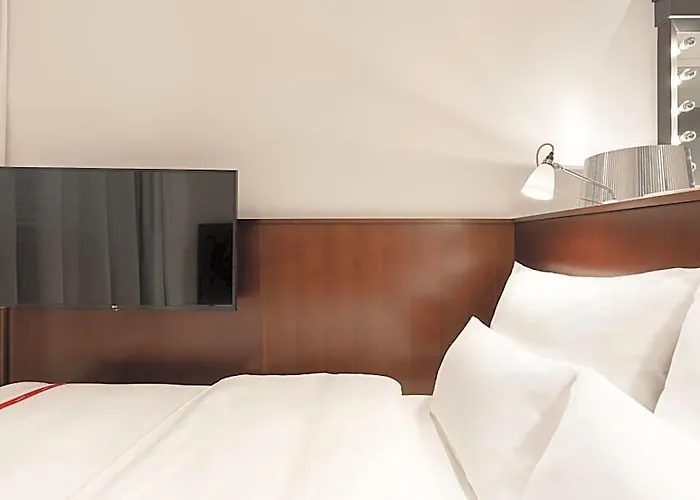 Ruby Louise Frankfurt By Ihg 4*